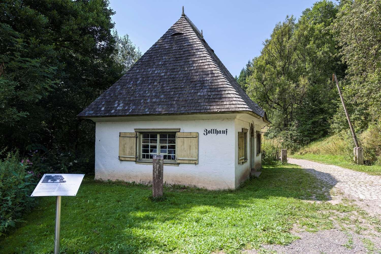 Hotel Hofgut Sternen - Ravennaschlucht 4*